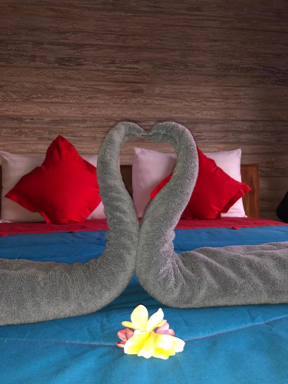 Auora Guest House Lembongan Buitenkant foto